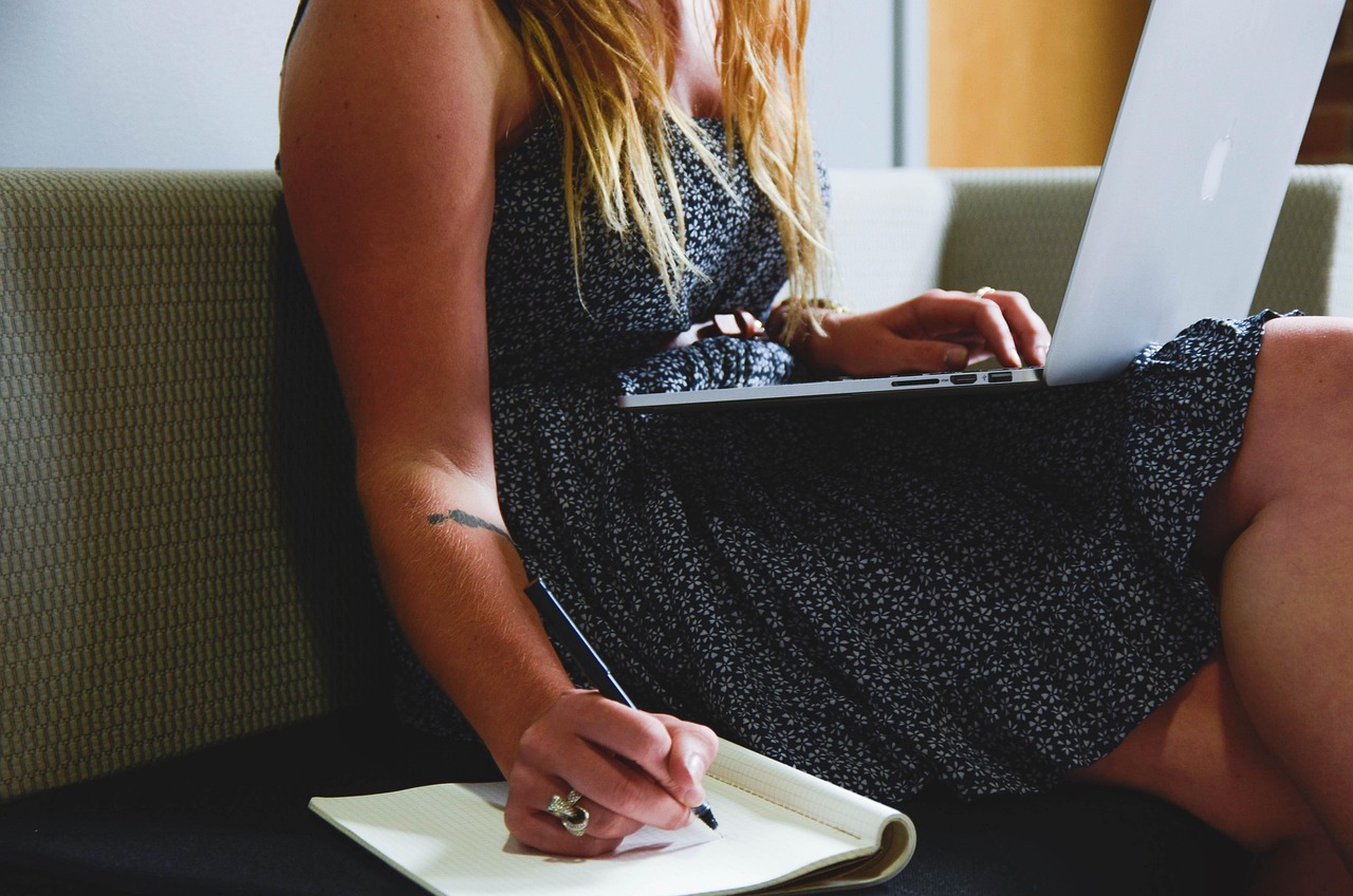 Freelance side hustle